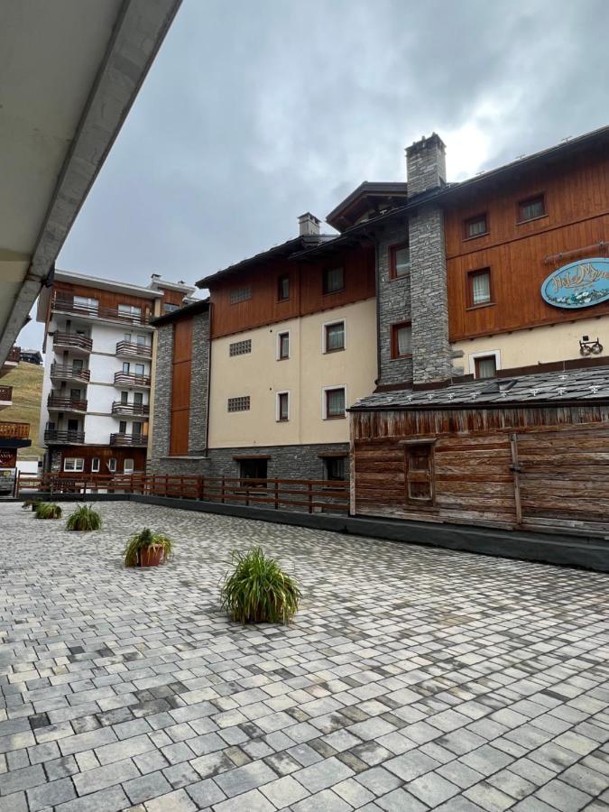 Casa Di Valentina Leilighet Breuil-Cervinia Eksteriør bilde