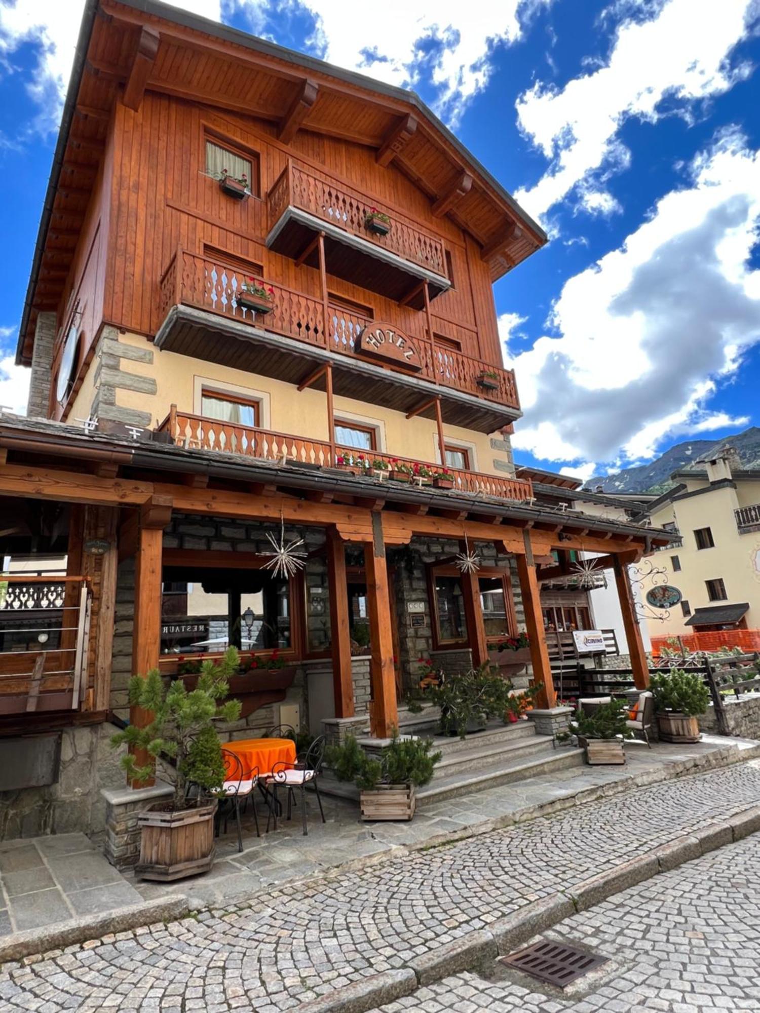Casa Di Valentina Leilighet Breuil-Cervinia Eksteriør bilde